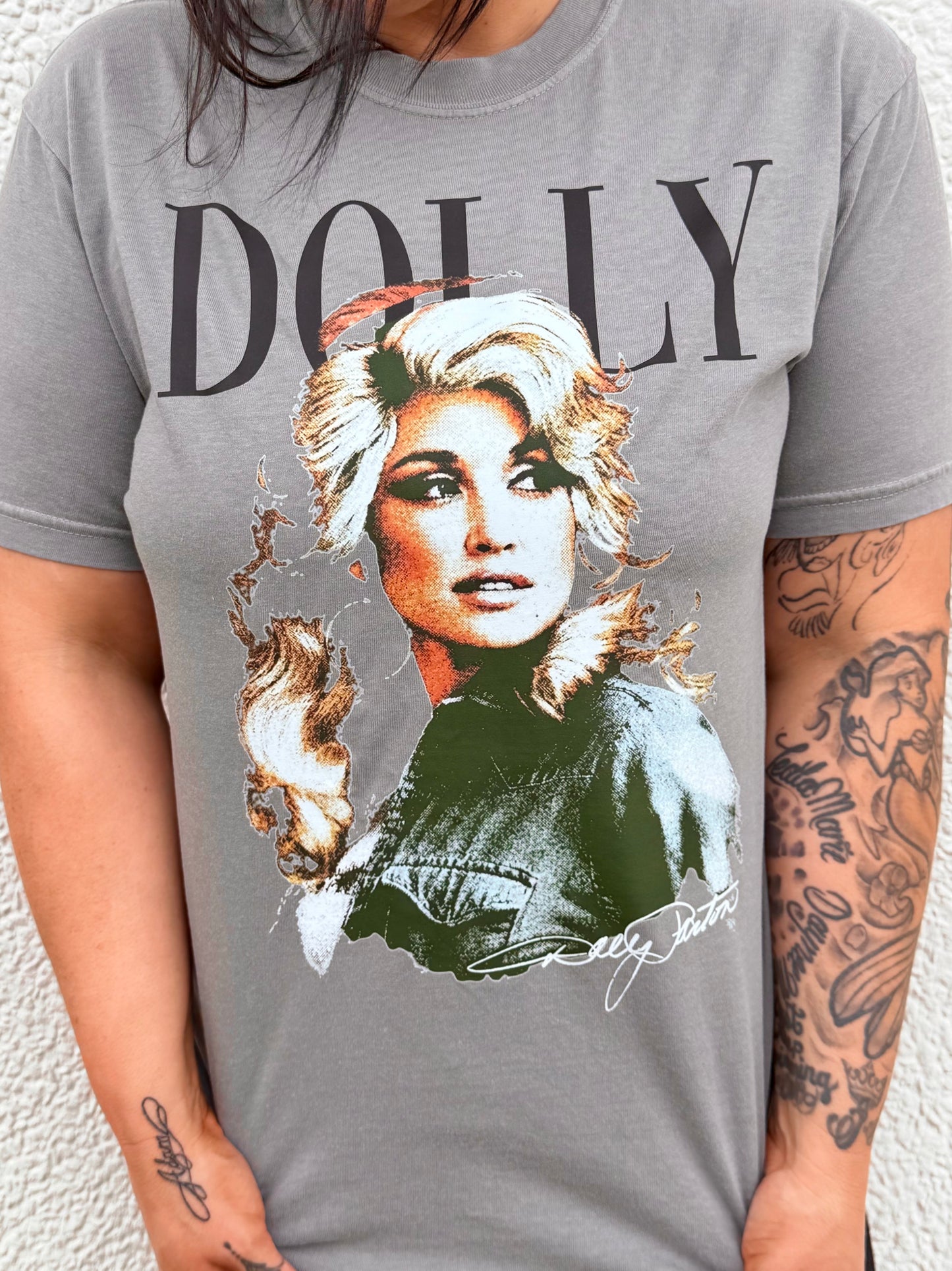 Dolly Parton| Comfort Colors Graphic Tees