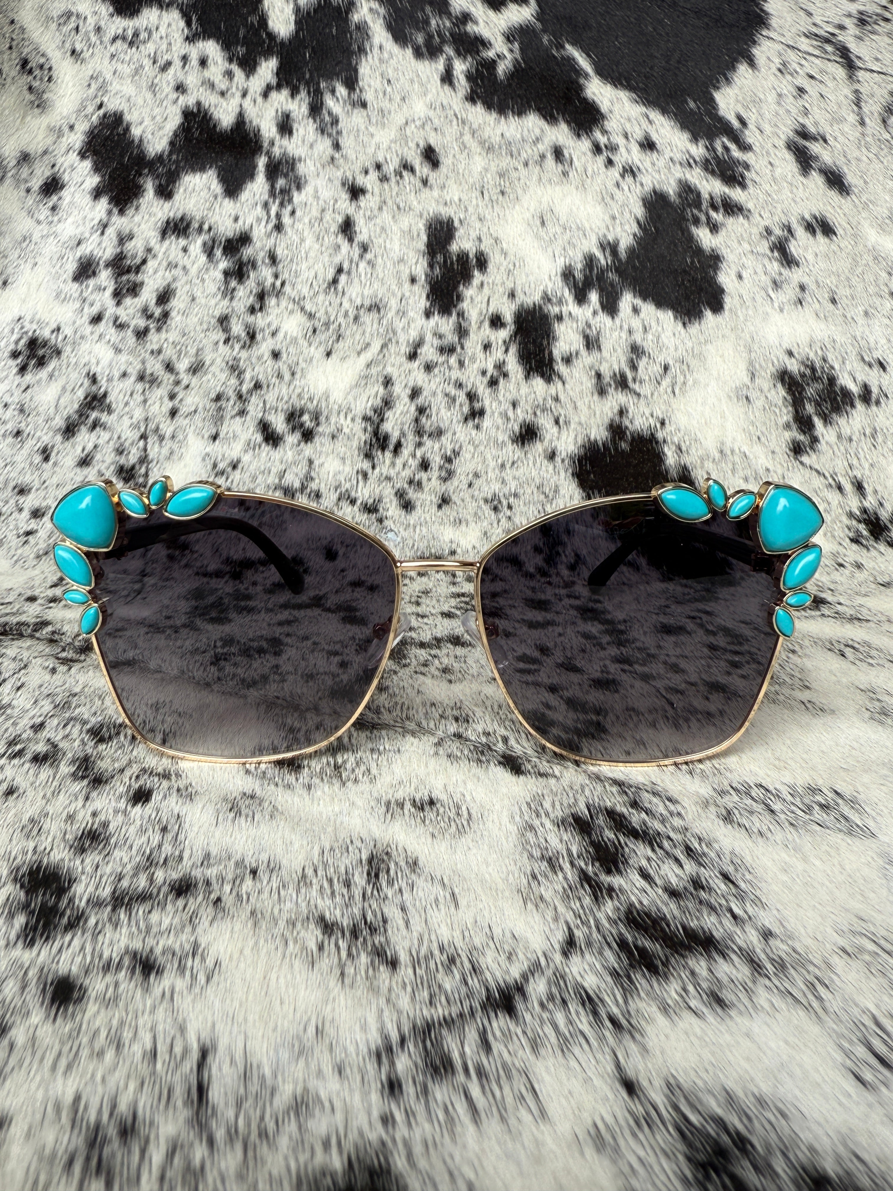 Boujee Babe Turquoise Beaded Sunglasses – Dani Morgans display picture 1