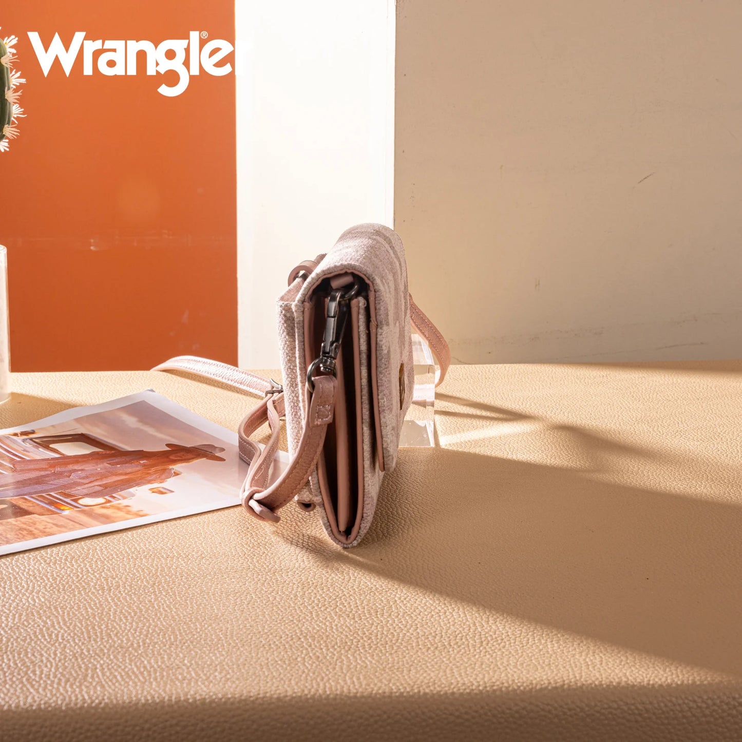 Wrangler Boardwalk Camo Convertible Clutch-Crossbody