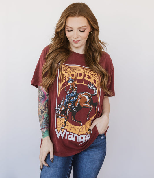 Women's Wrangler Acid Wash Graphic Oversized Tee – Retro Western Style Meets All-Day Comfort