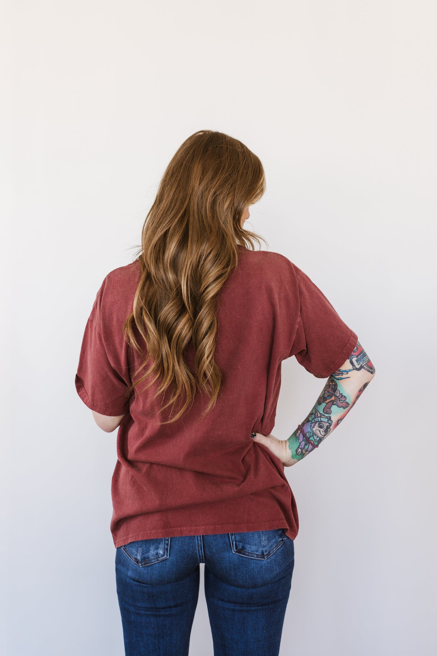 Women's Wrangler Acid Wash Graphic Oversized Tee – Retro Western Style Meets All-Day Comfort