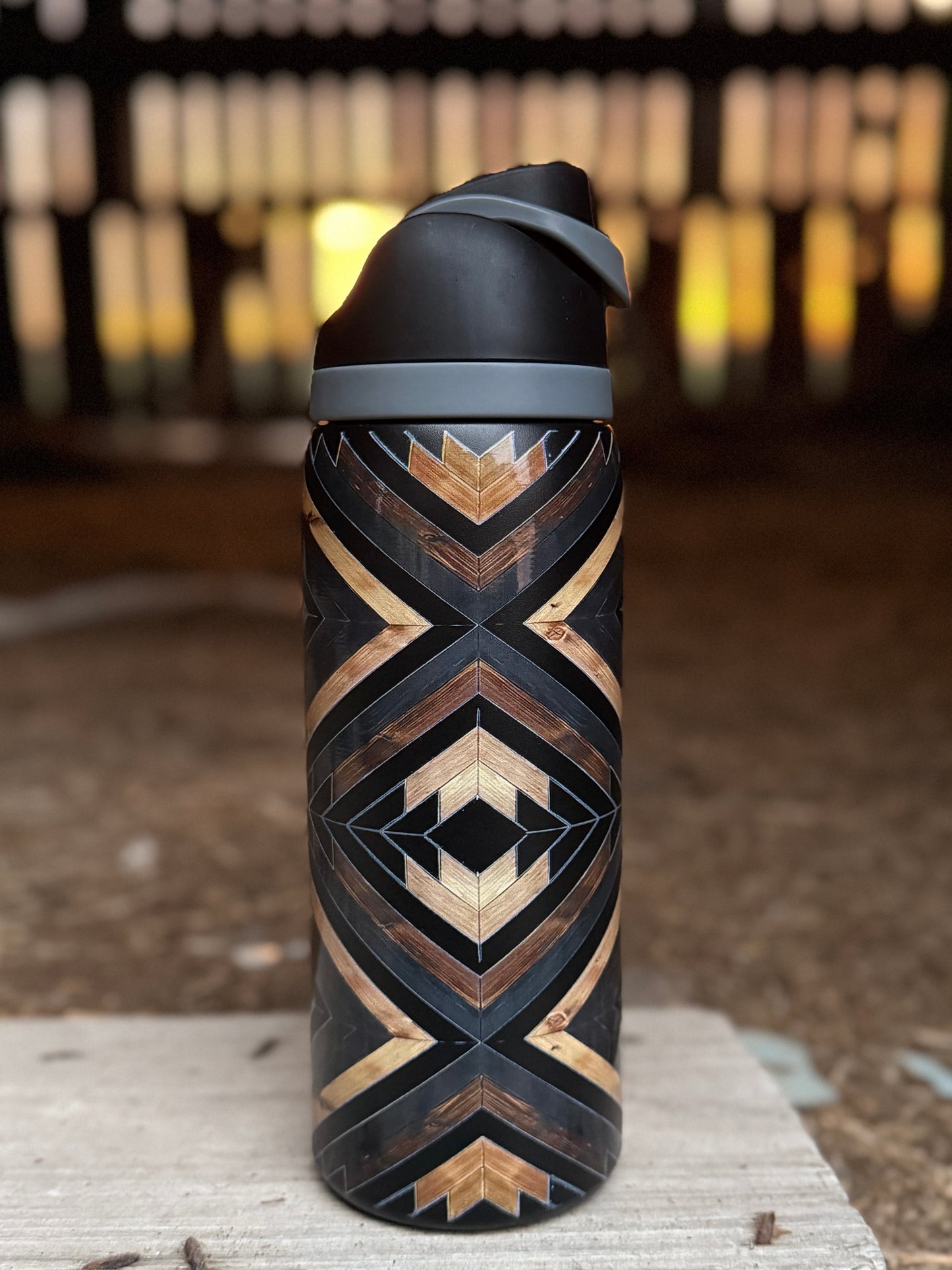 FlipSip Chevron 32oz Western Tumbler