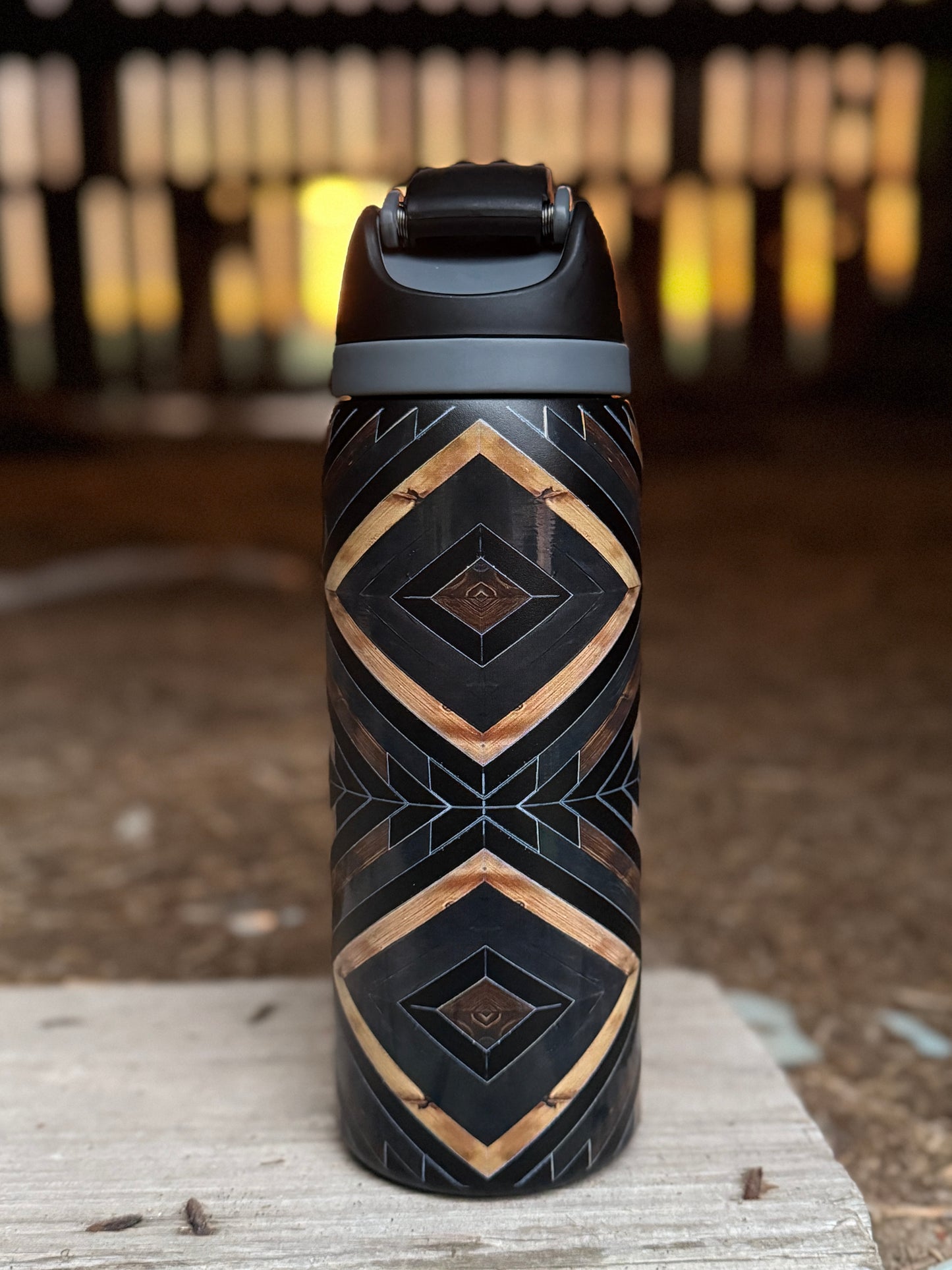 FlipSip Chevron 32oz Western Tumbler