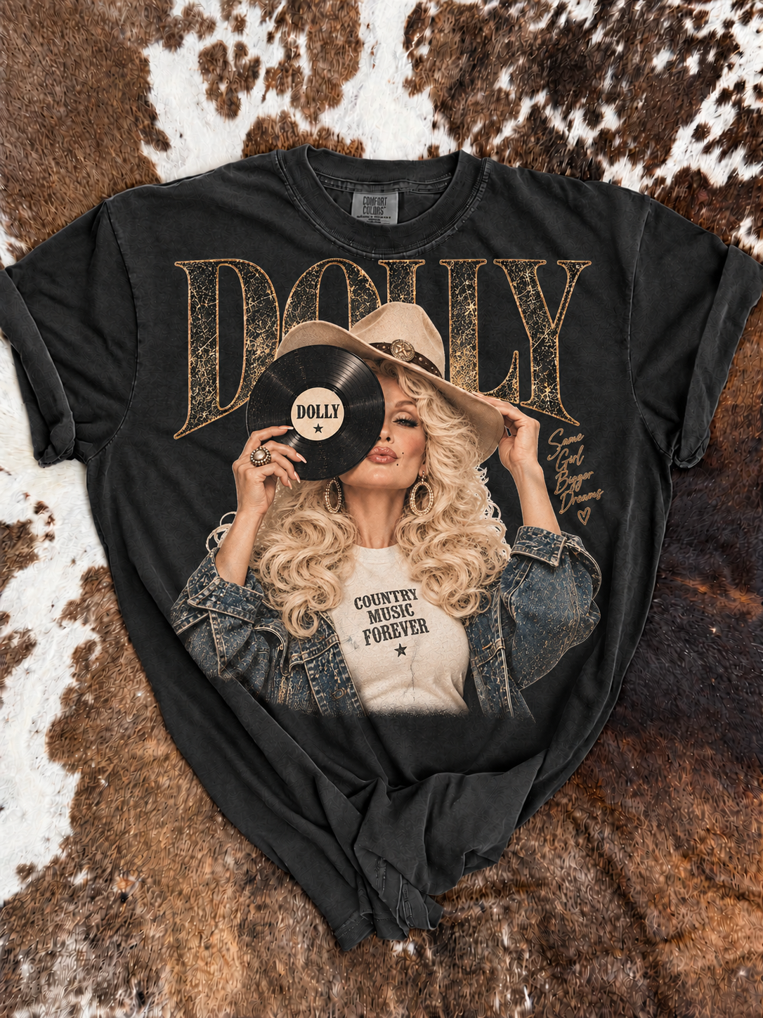 Dolly Vinyl | Comfort Color Graphic Tees