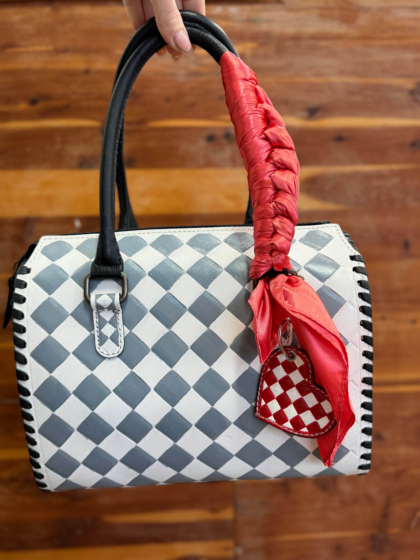 Grey Checkered Medium Sized Speedy