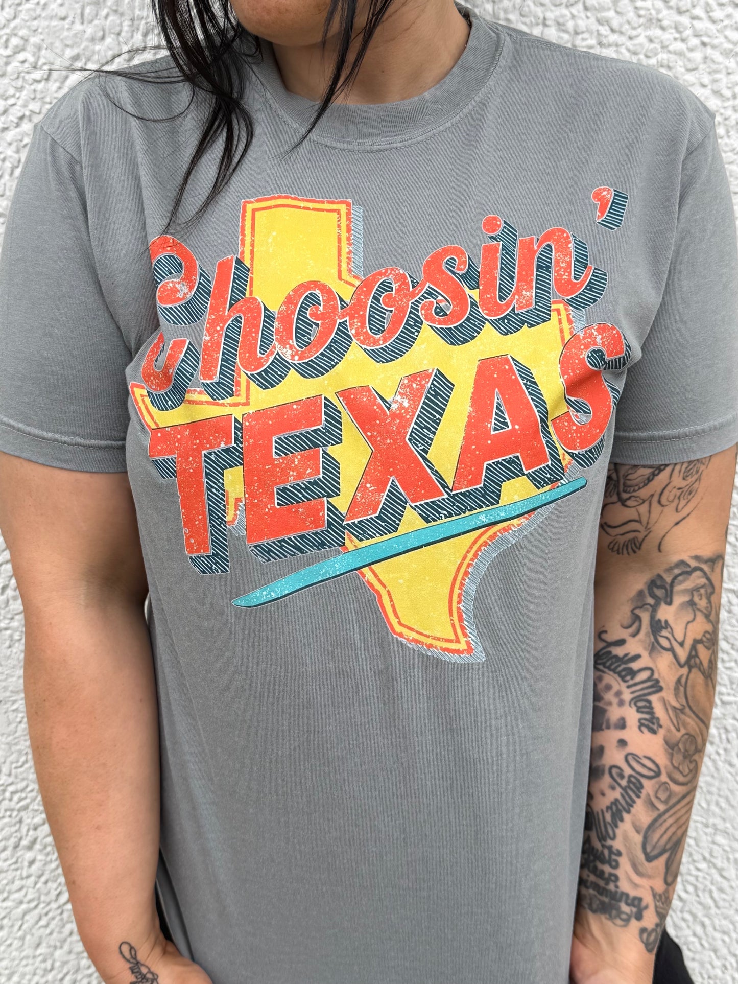 Choosin' Texas | Comfort Colors Graphic Tees
