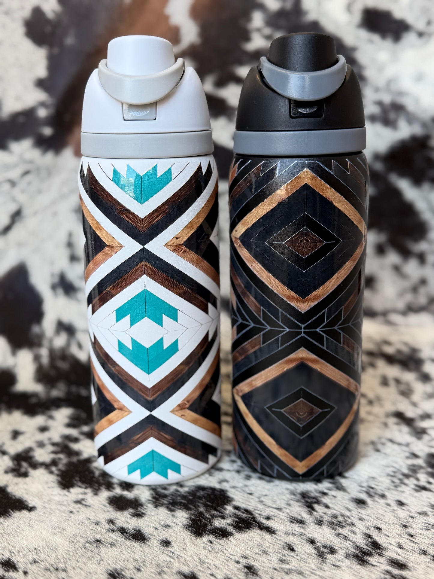 FlipSip Chevron 32oz Western Tumbler