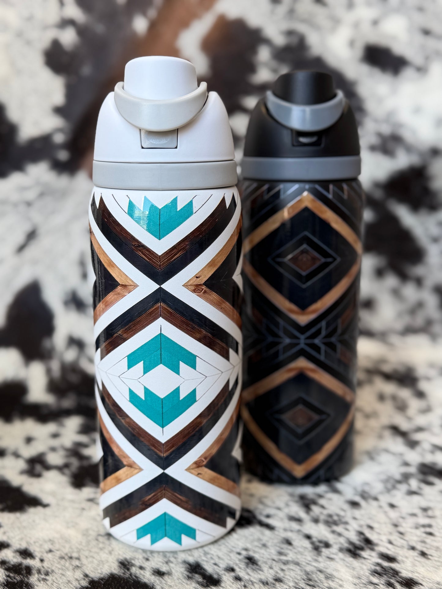 FlipSip Chevron 32oz Western Tumbler