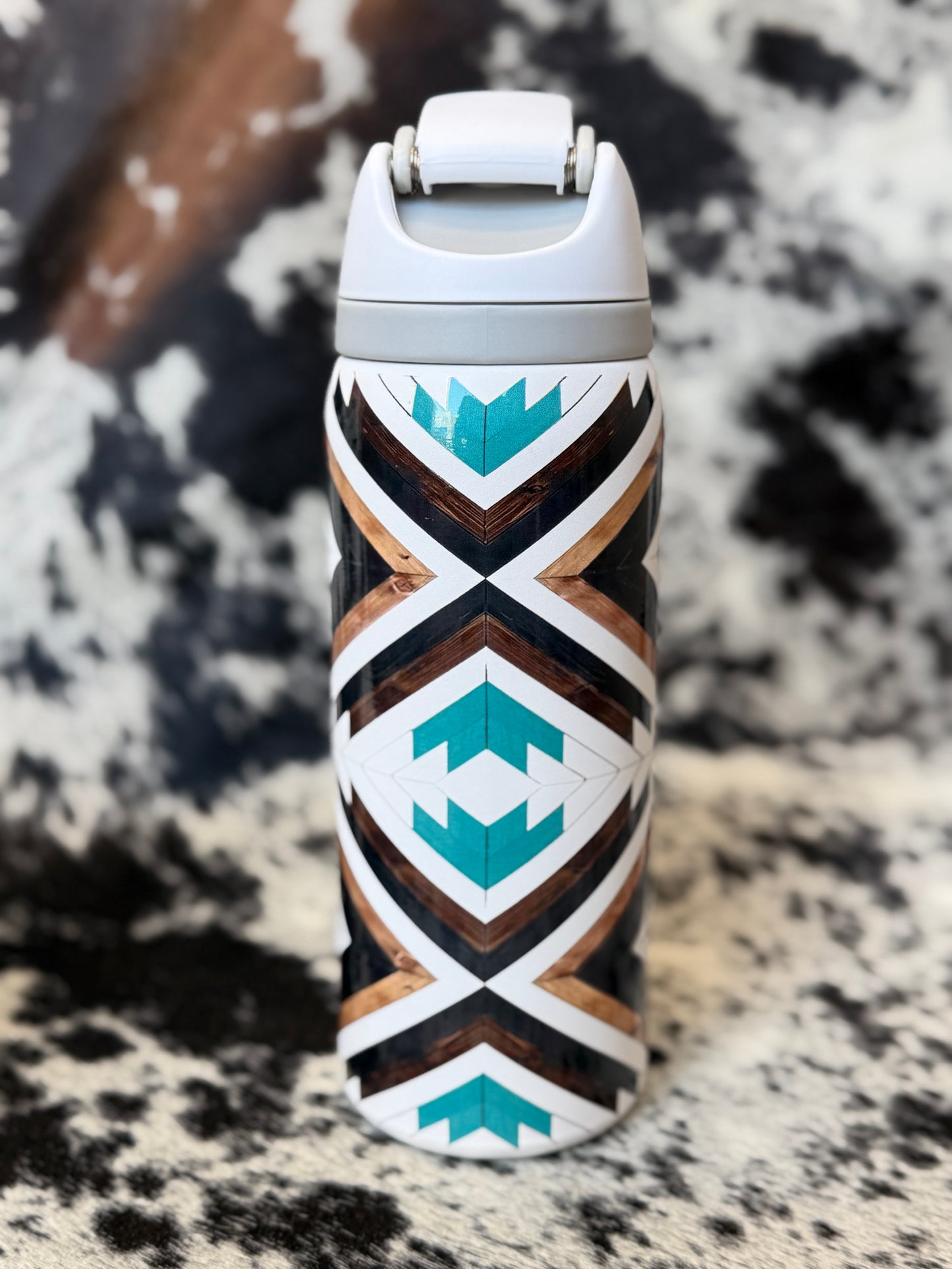 FlipSip Chevron 32oz Western Tumbler