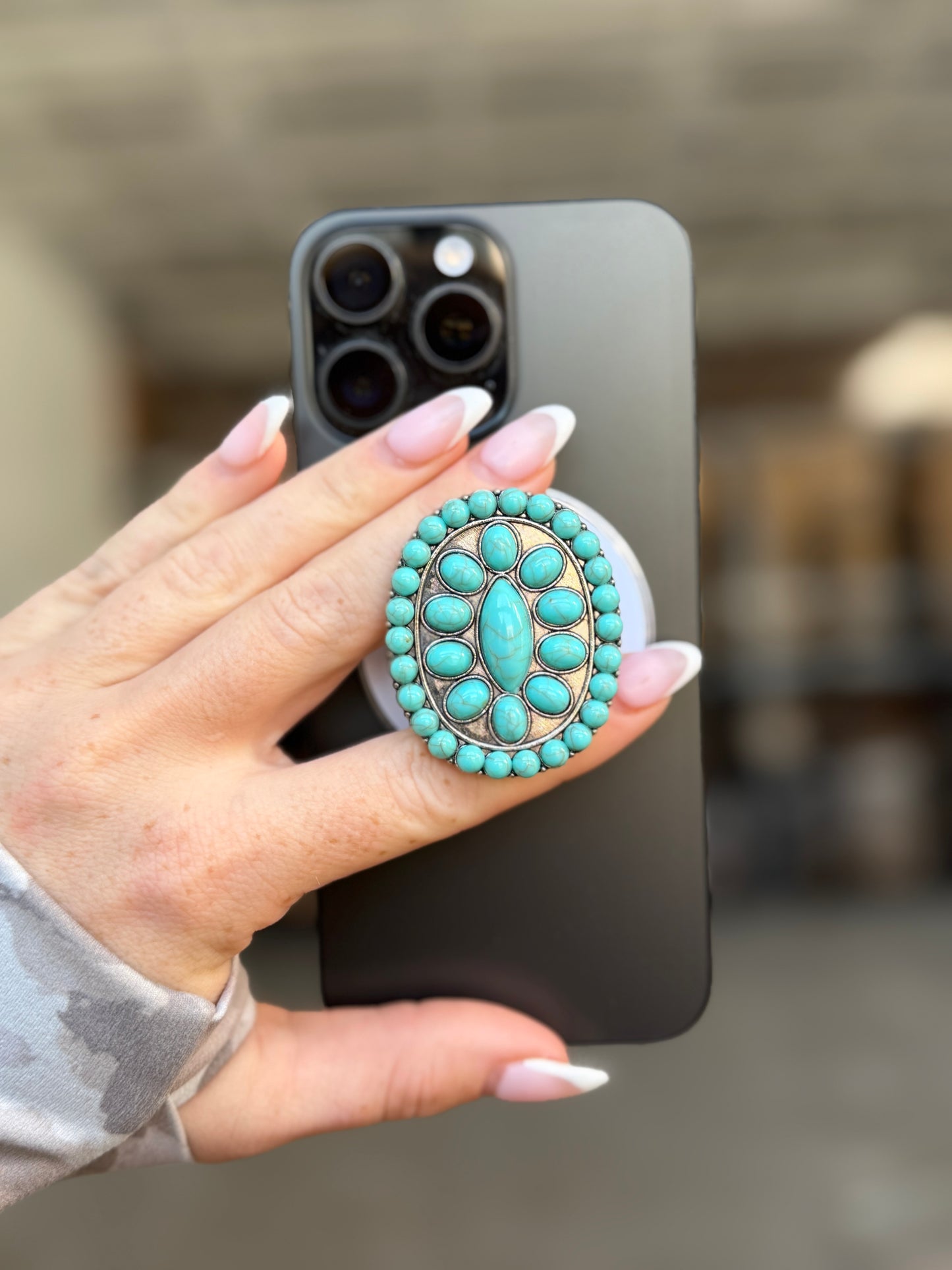 Turquoise Stone Concho MAGSAFE Phone Grip