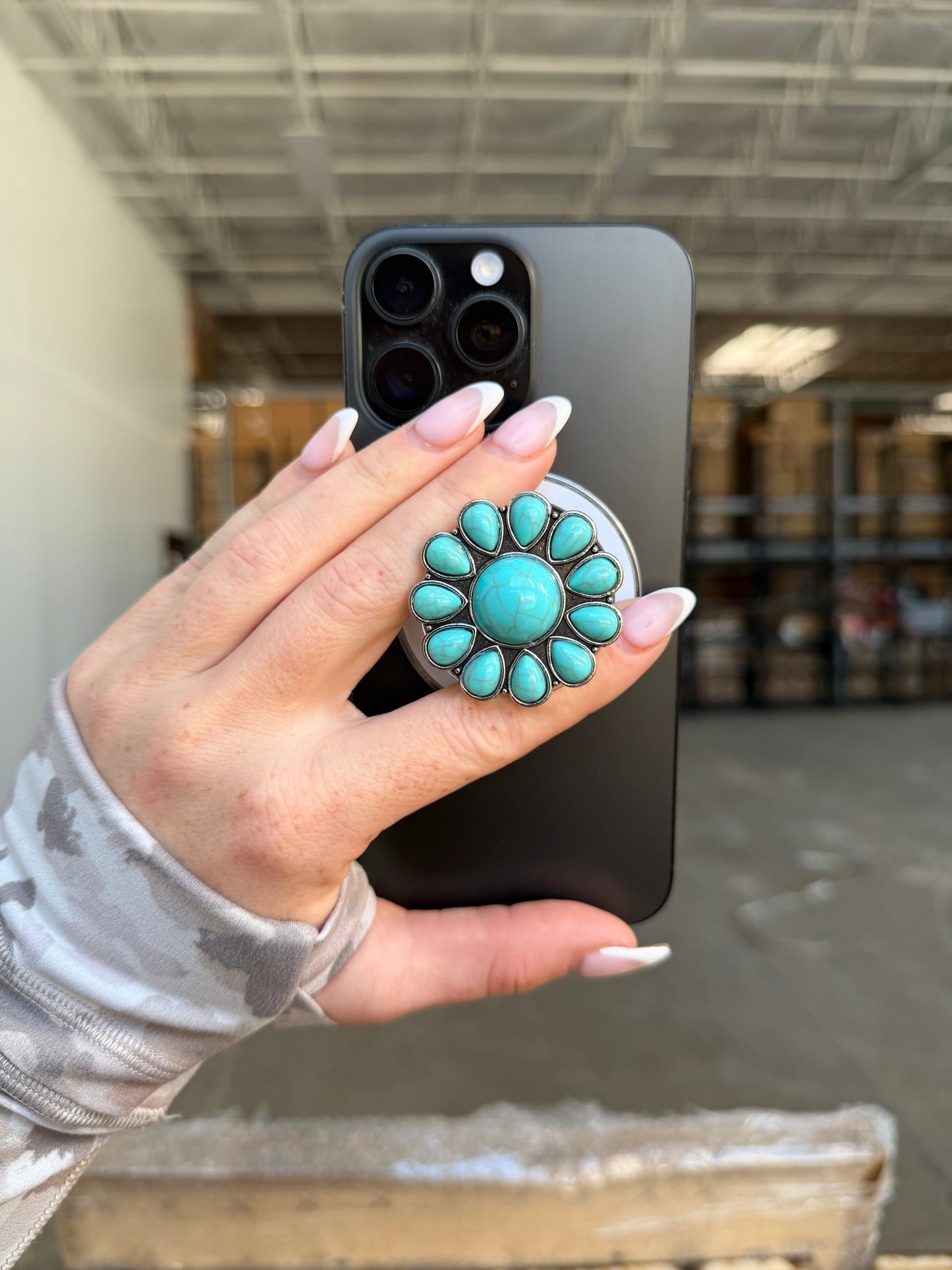 Turquoise Stone Concho MAGSAFE Phone Grip