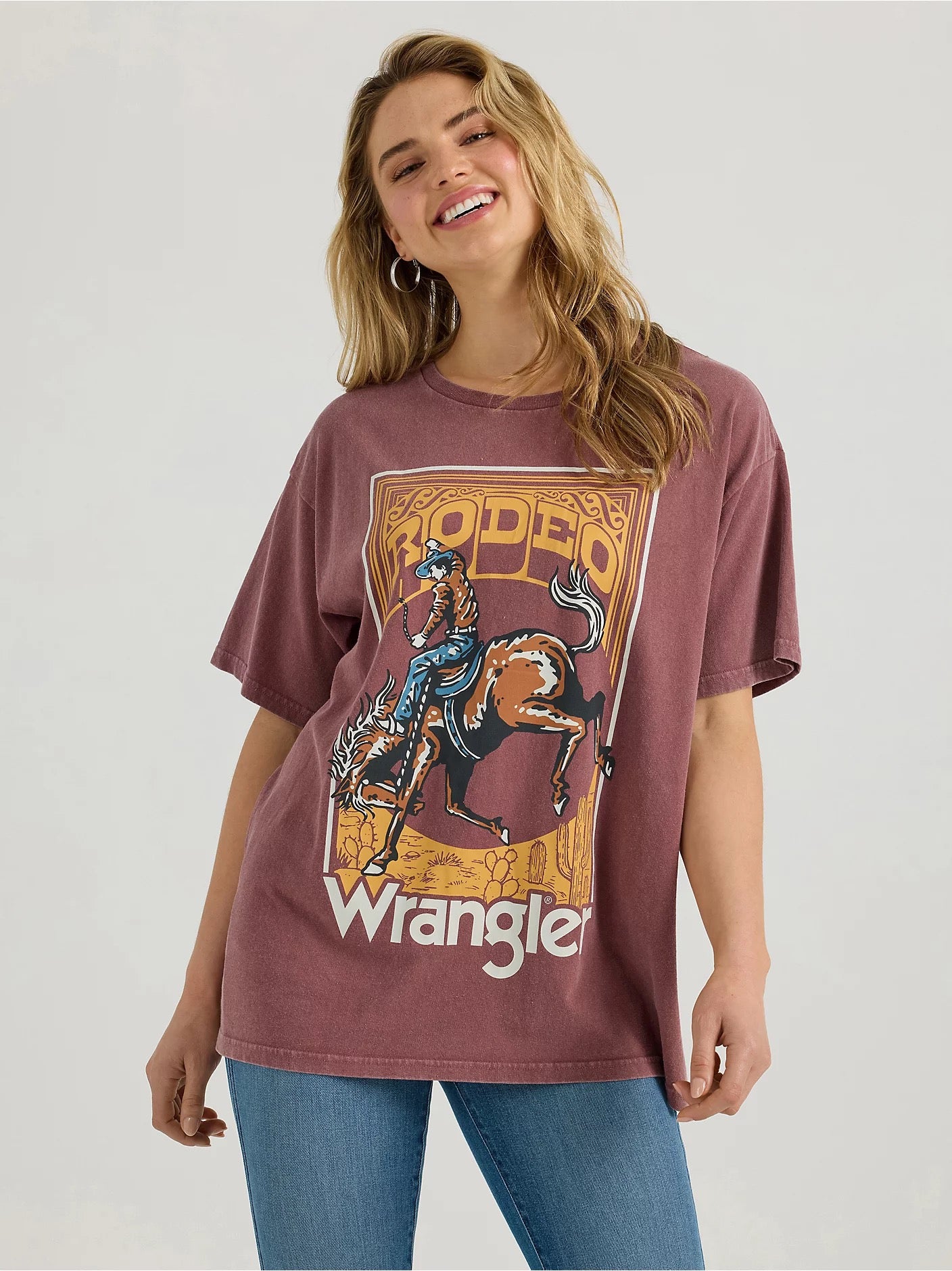 Women's Wrangler Acid Wash Graphic Oversized Tee – Retro Western Style Meets All-Day Comfort