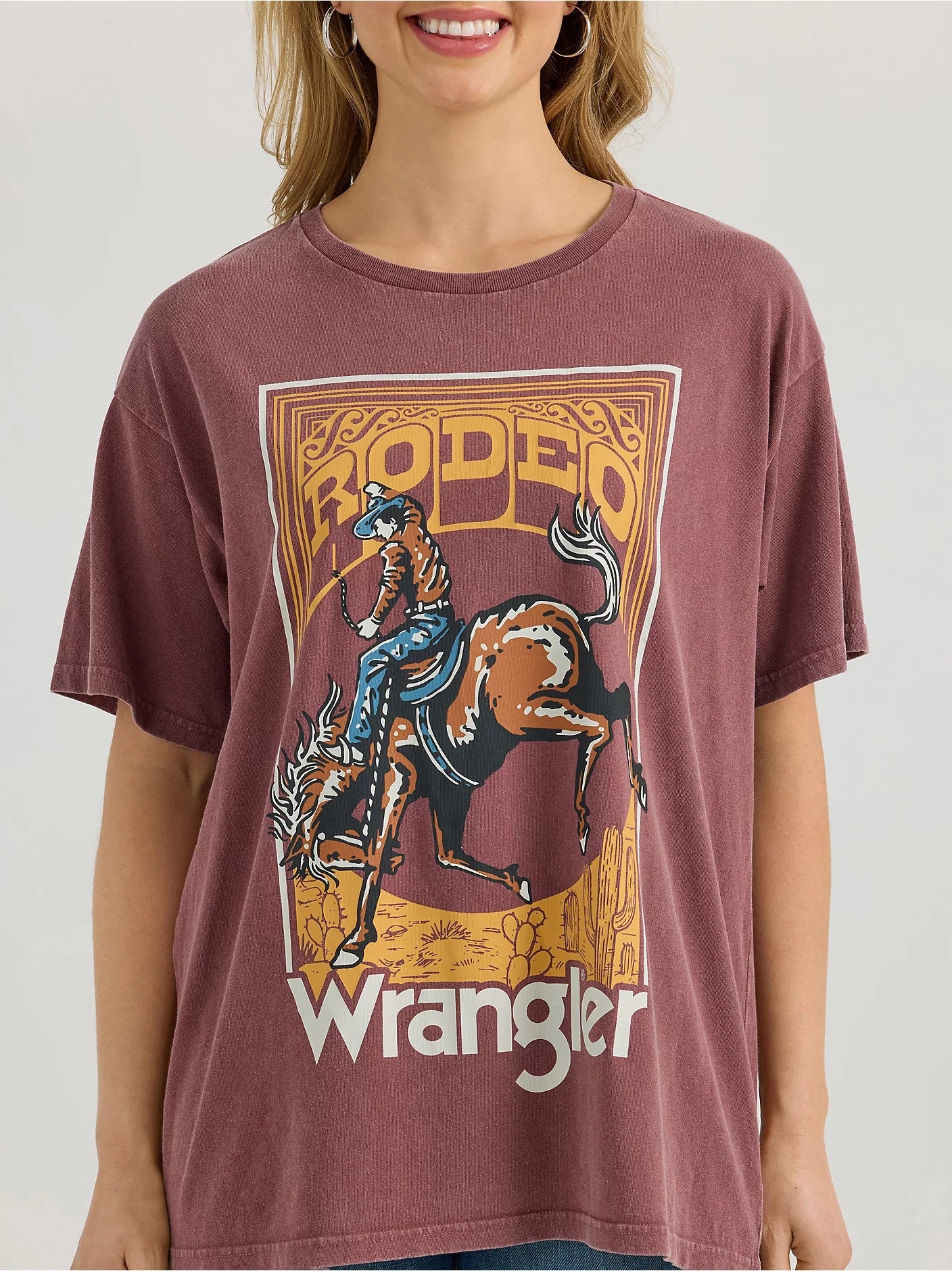 Women's Wrangler Acid Wash Graphic Oversized Tee – Retro Western Style Meets All-Day Comfort