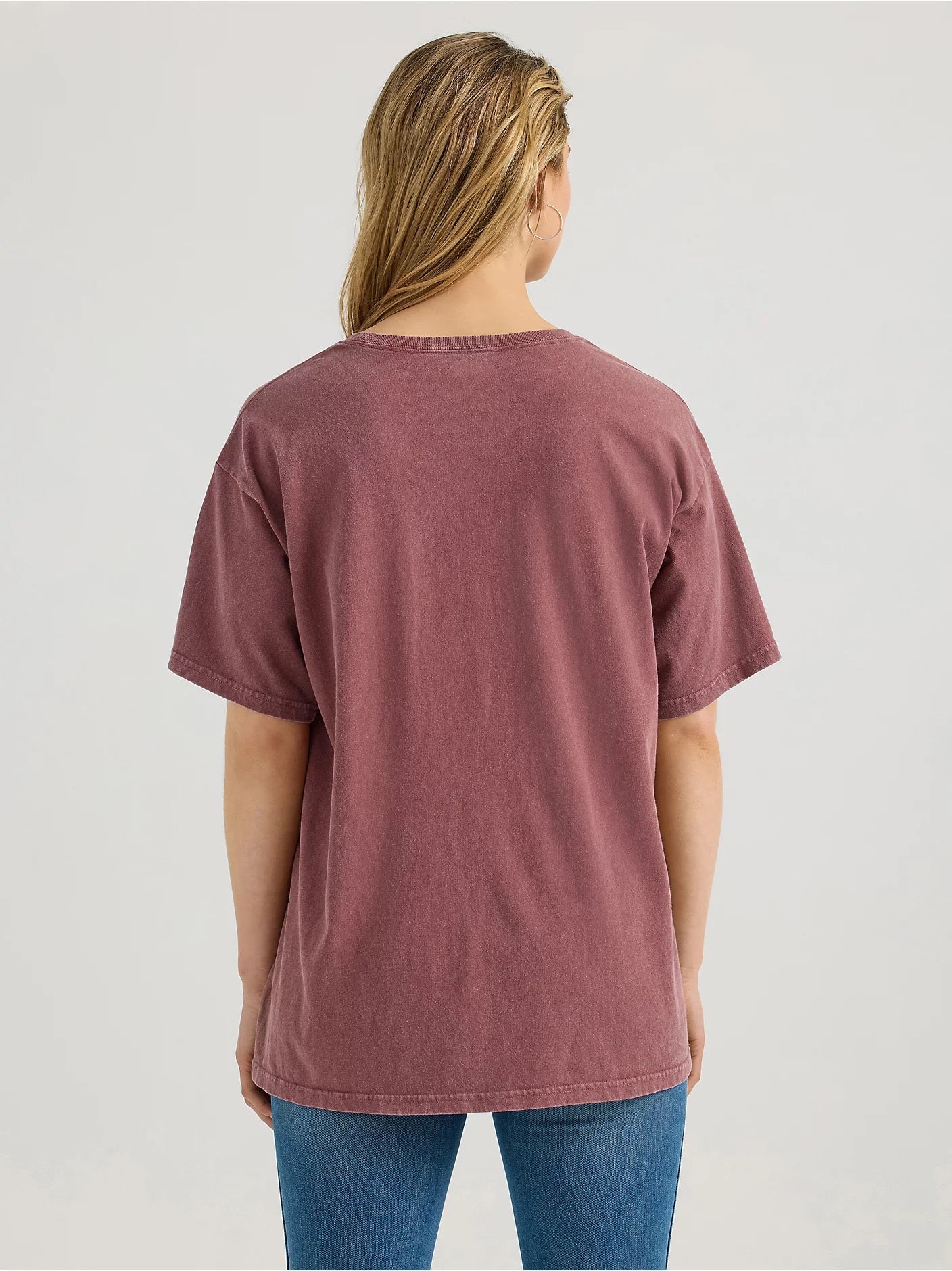 Women's Wrangler Acid Wash Graphic Oversized Tee – Retro Western Style Meets All-Day Comfort