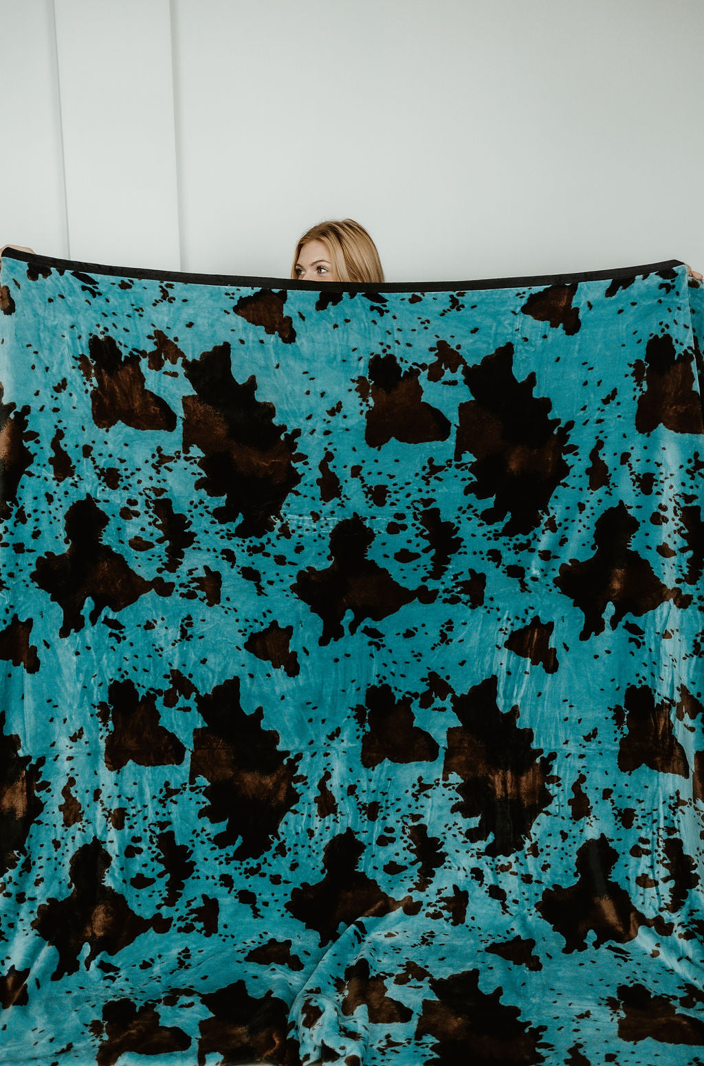 Moo Moo Cow Print Super Soft Blanket